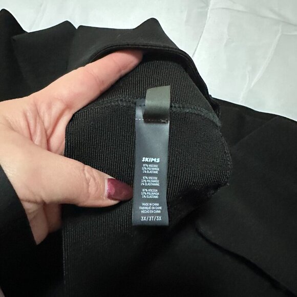 SKMS PLUS SIZE - Knit Beachwear Color ONYX - Picture 7 of 7